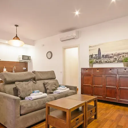 Alcam Enamorats Apartament Barcelona